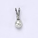 Stříbrný přívěšek s přírodní perlou